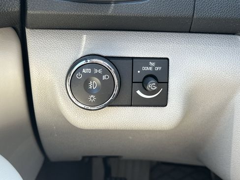 Used 2012 GMC Acadia SLT FWD image 28