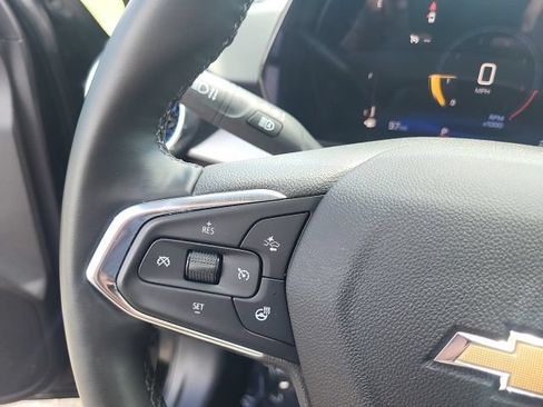 Used 2022 Chevrolet Trax LT FWD image 34