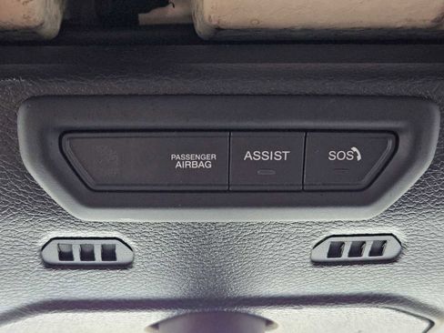 Used 2023 Jeep Gladiator Overland image 26