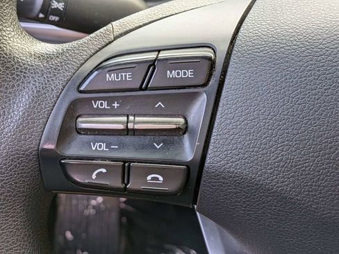 Used 2019 Hyundai Elantra SE w/ Cargo Package FWD image 22