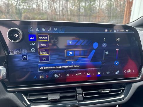 New 2026 Chevrolet Equinox EV RS image 24