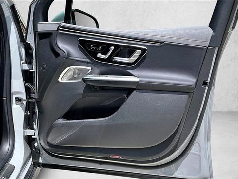 New 2026 Mercedes-Benz EQE 320+ SUV image 30