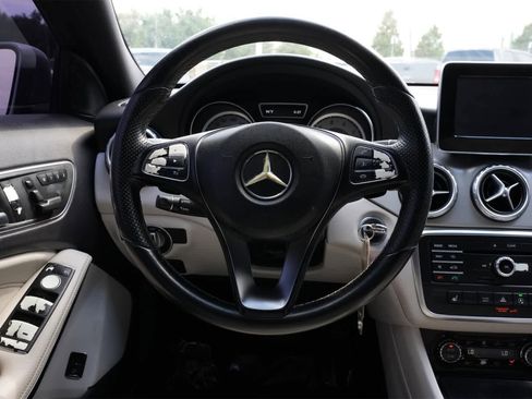 Used 2016 Mercedes-Benz GLA 250 image 9