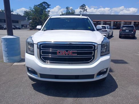 Used 2017 GMC Yukon SLE w/ Convenience Package RWD image 2