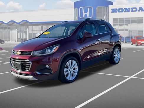 Used 2017 Chevrolet Trax Premier image 3