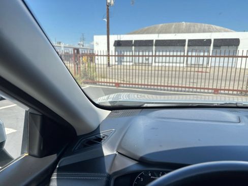 Used 2025 Nissan Rogue SV FWD image 36