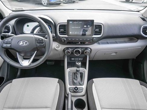 New 2026 Hyundai Venue SEL image 13