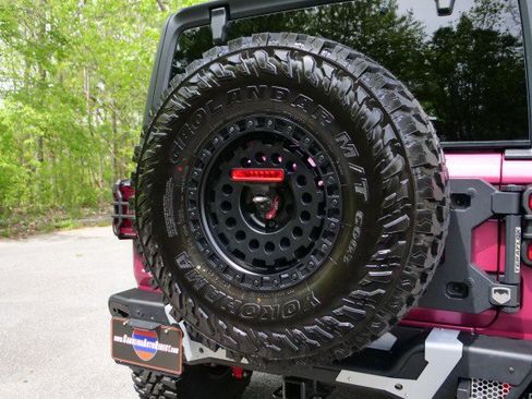 Used 2022 Jeep Wrangler Unlimited Rubicon 4xe w/ Cold Weather Group image 39