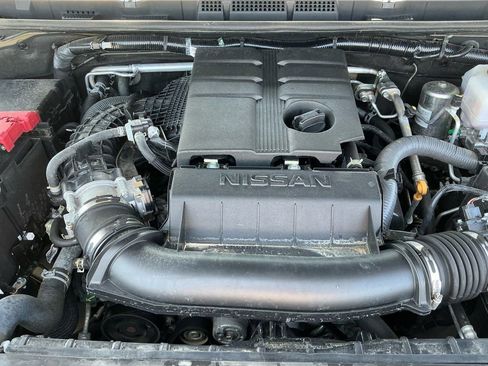 Used 2024 Nissan Frontier PRO-4X w/ Technology Package AWD/4WD image 25
