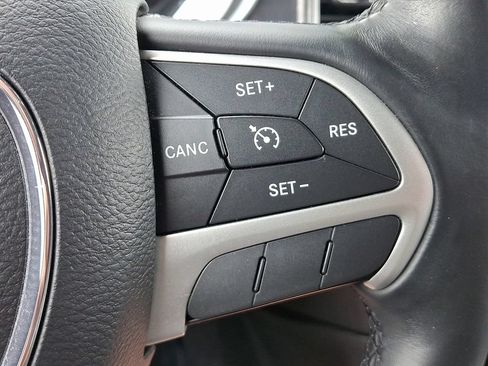 Used 2015 Dodge Charger SXT w/ AWD Plus Group image 23