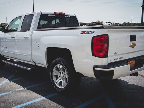 Used 2018 Chevrolet Silverado 1500 LT w/ All Star Edition AWD/4WD image 22