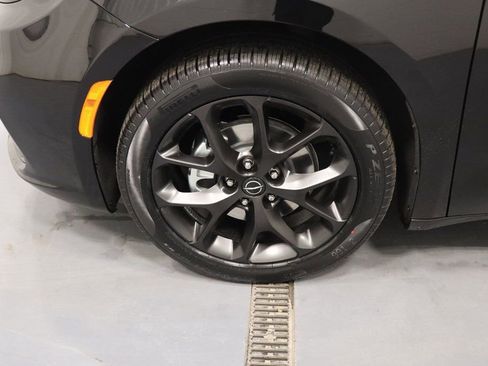 New 2026 Chrysler Pacifica Select image 20