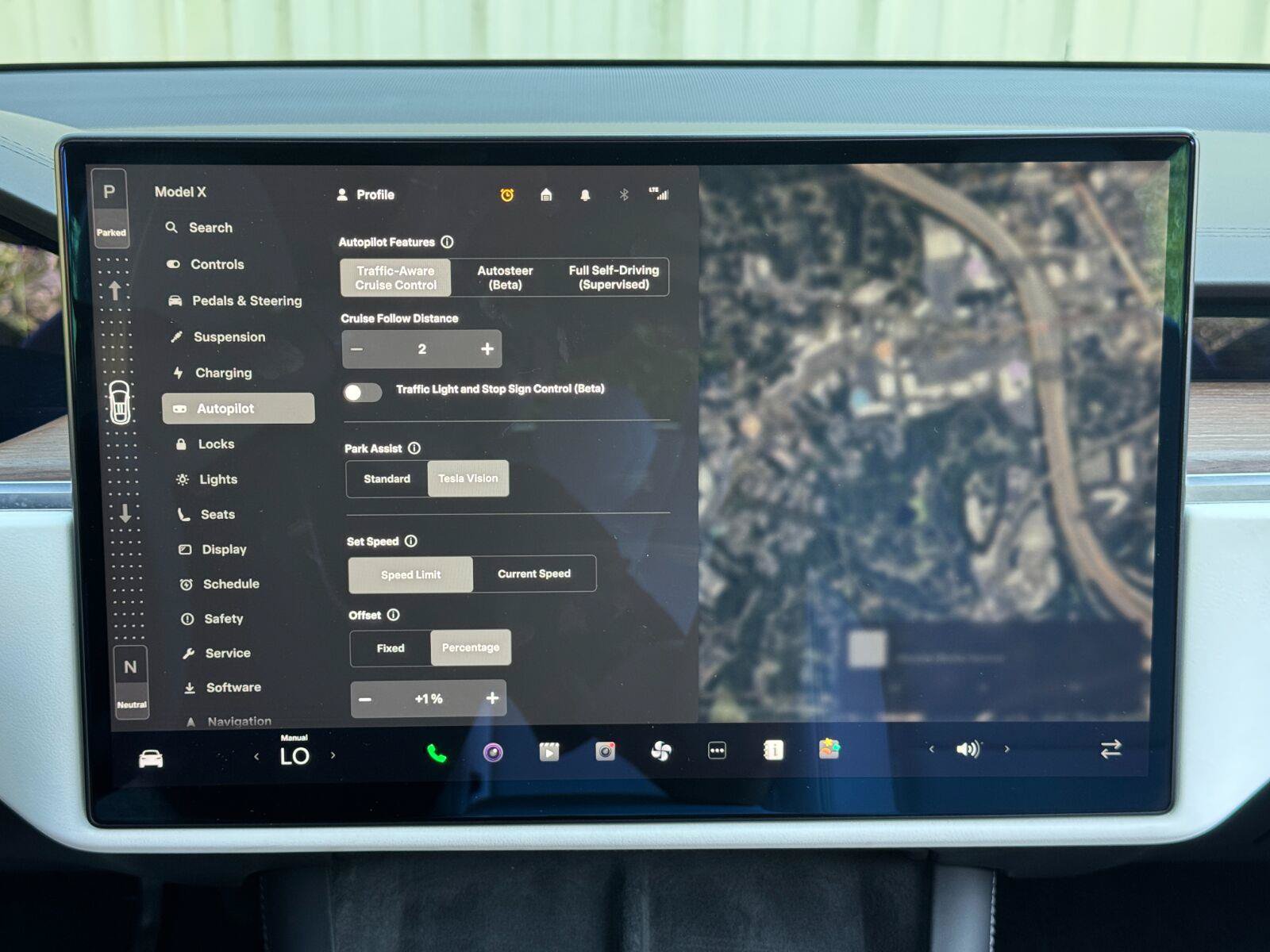 Used 2022 Tesla Model X AWD/4WD image 25