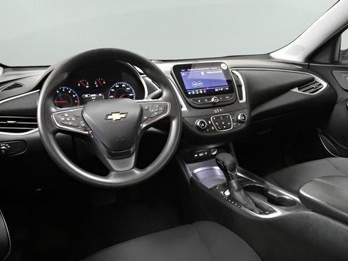 Used 2024 Chevrolet Malibu LT FWD image 30