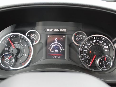 Used 2021 RAM 3500 Tradesman image 23