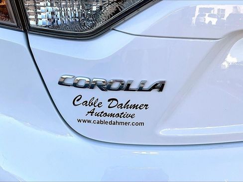 Used 2023 Toyota Corolla LE image 31