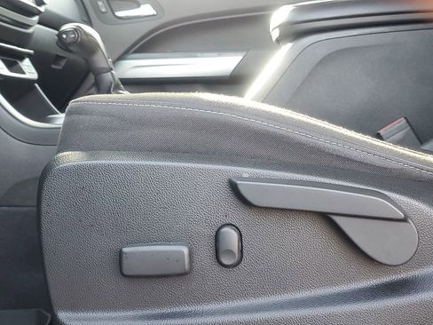 Used 2019 Chevrolet Colorado LT w/ LT Convenience Package image 11