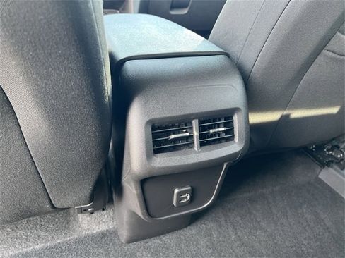 Certified 2024 Chevrolet Equinox LT image 20