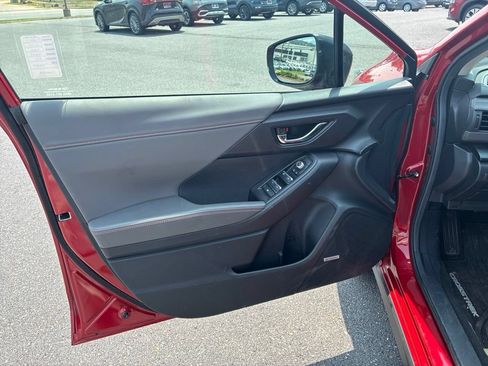 Certified 2025 Subaru Crosstrek 2.5i Limited w/ Crosstrek Mirror Package AWD/4WD image 9