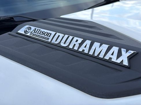 Used 2024 Chevrolet Silverado 2500 LT image 37