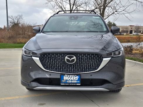 New 2025 MAZDA CX-5 Signature image 2