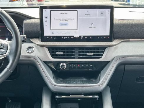 Used 2025 Ford Explorer Active RWD image 14