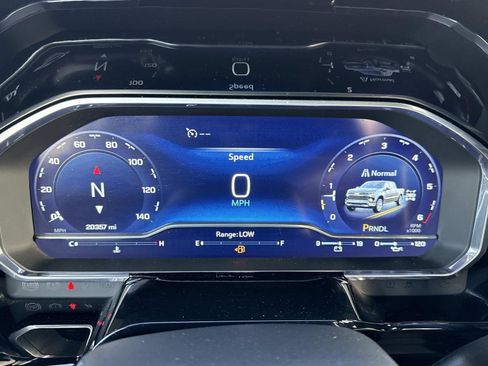 Used 2023 Chevrolet Silverado 1500 LT image 10