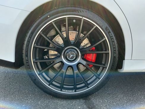 New 2026 Mercedes-Benz E 53 AMG e 4MATIC Sedan image 8