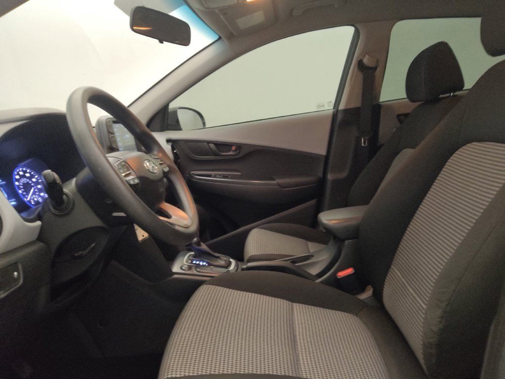 Used 2018 Hyundai Kona SE FWD image 17