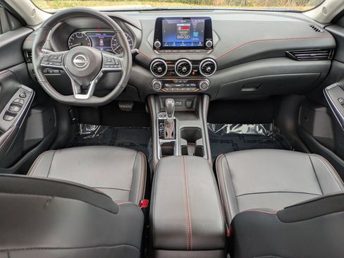 Used 2024 Nissan Sentra SR w/ SR Premium Package image 23