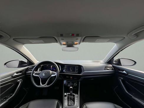 Used 2024 Volkswagen Jetta SE FWD image 20