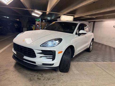 Used 2021 Porsche Macan AWD/4WD image 3