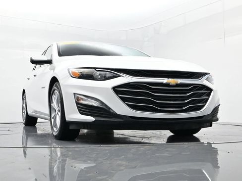 Used 2023 Chevrolet Malibu LT image 37