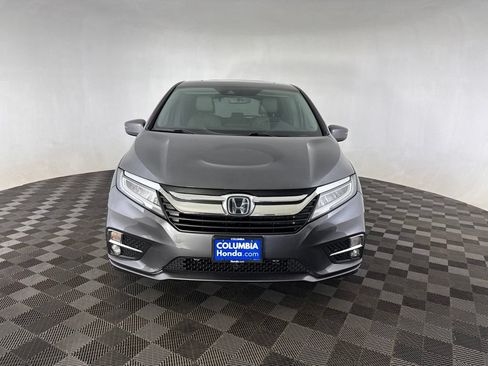 Used 2018 Honda Odyssey Touring image 2