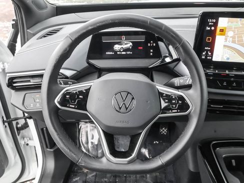 Used 2023 Volkswagen ID.4 Pro image 19