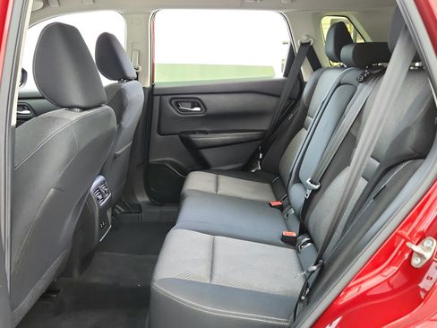 Used 2024 Nissan Rogue SV AWD/4WD image 27