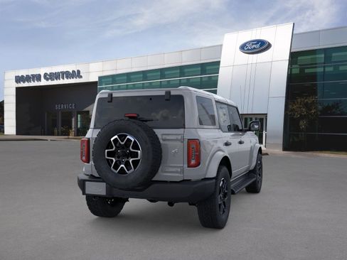 New 2026 Ford Bronco Outer Banks AWD/4WD image 8
