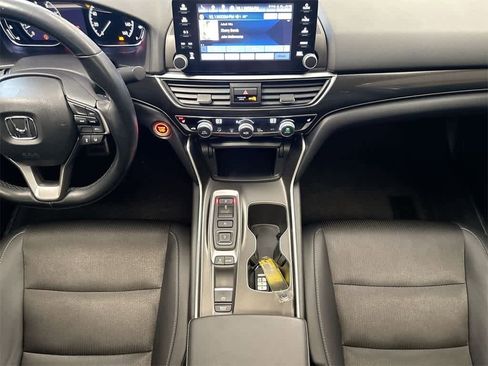 Used 2020 Honda Accord Sport image 29