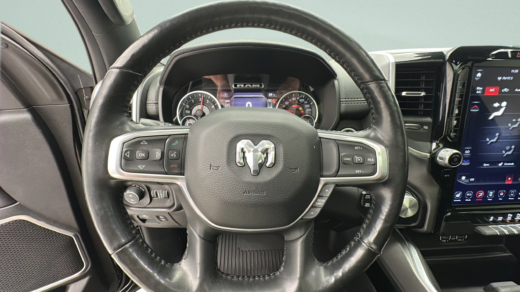 Used 2020 RAM 1500 Laramie w/ Sport Appearance Package AWD/4WD image 18