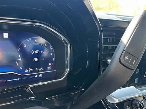 Used 2023 Chevrolet Silverado 1500 LT AWD/4WD image 18