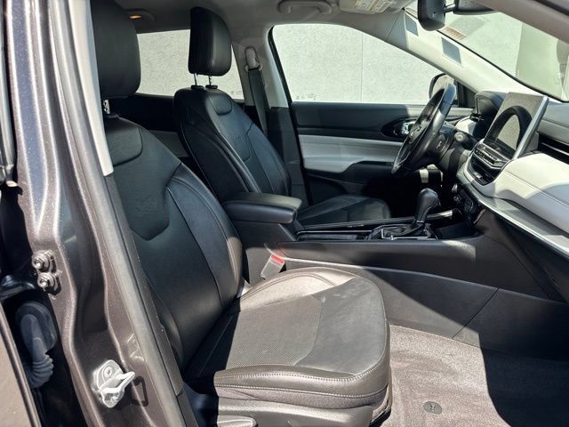 Used 2022 Jeep Compass Limited AWD/4WD image 24