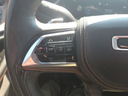 Used 2022 Jeep Grand Cherokee L Summit w/ Luxury Tech Group V AWD/4WD image 18