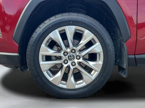 Certified 2019 Toyota RAV4 Limited w/ Cold Weather Package AWD/4WD image 26