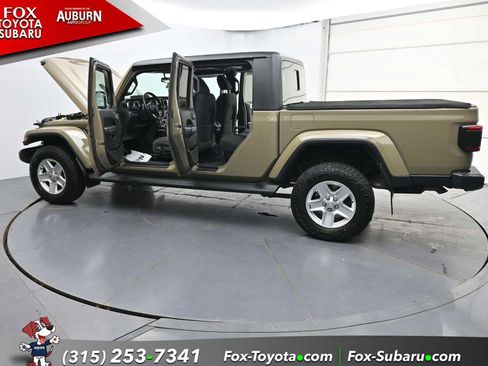 Used 2020 Jeep Gladiator Sport w/ Quick Order Package 24S AWD/4WD image 41