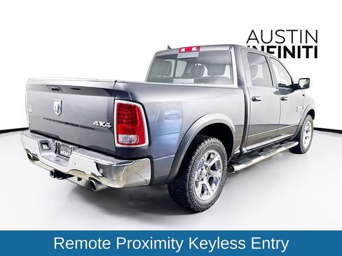Used 2017 RAM 1500 Laramie w/ Convenience Group AWD/4WD image 8