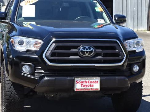 Used 2023 Toyota Tacoma SR5 RWD image 4
