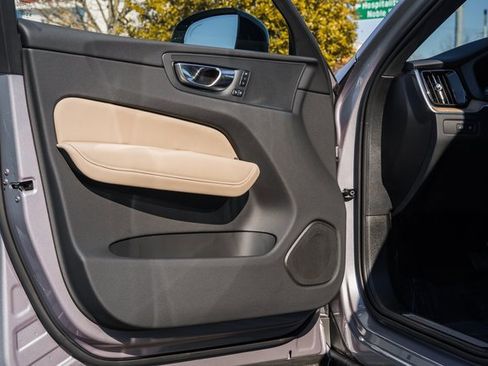 New 2026 Volvo XC60 T8 Plus image 35