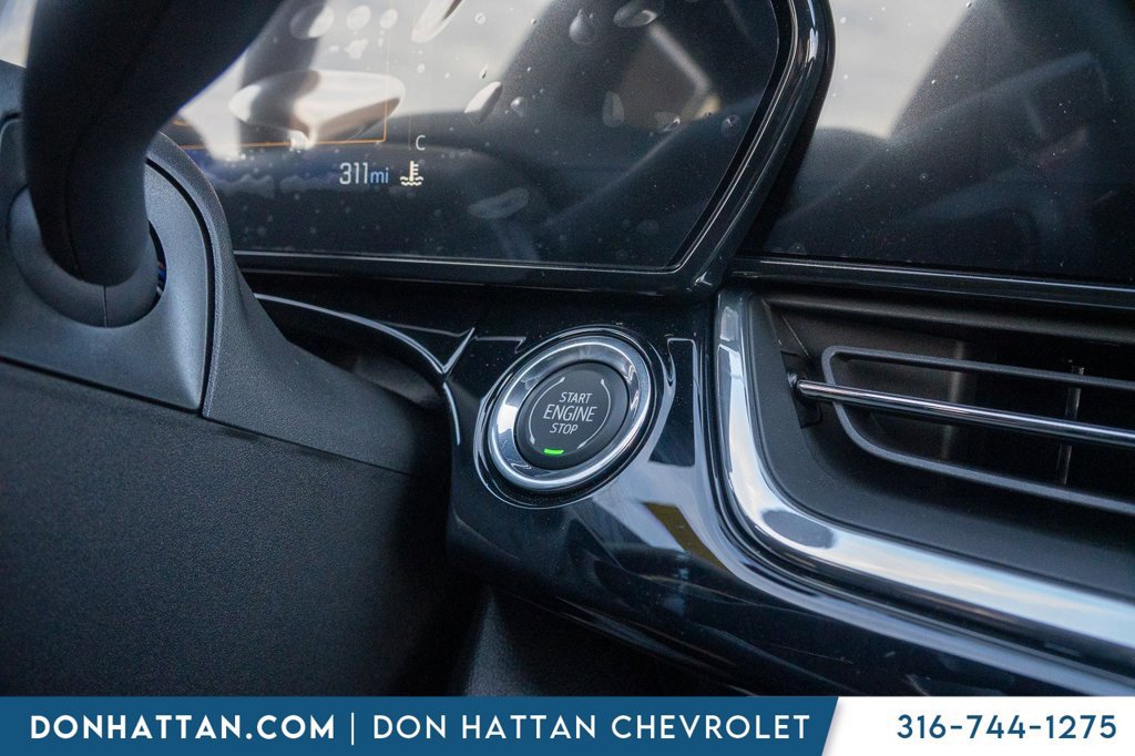 New 2026 Chevrolet Trax RS w/ Sunroof Package FWD image 13