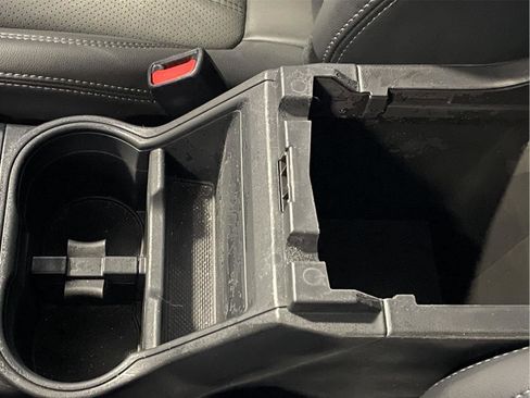 Used 2024 Subaru Forester Limited image 31