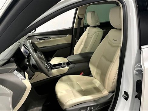 Used 2021 Cadillac XT5 Premium Luxury image 22